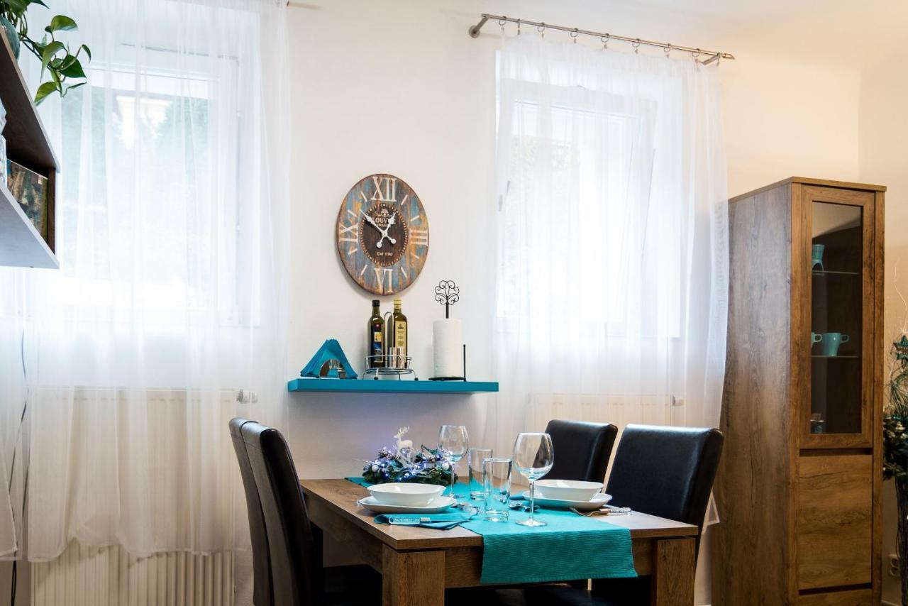 Nice Home To Stay At Prague Close To Castle With Terrace And Garden Екстер'єр фото